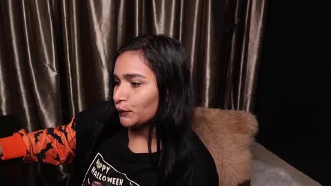 Snapshot of lireesa chatting on 12/02/24, 07:25 Lire online show from 12/02/24, 07:25