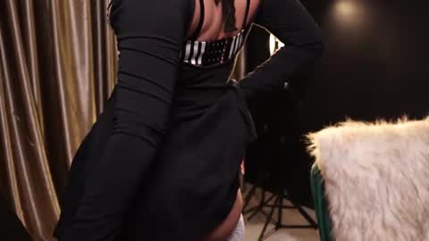 Snapshot of lireesa chatting on 01/13/25, 04:50 Lire online show from 01/13/25, 04:50