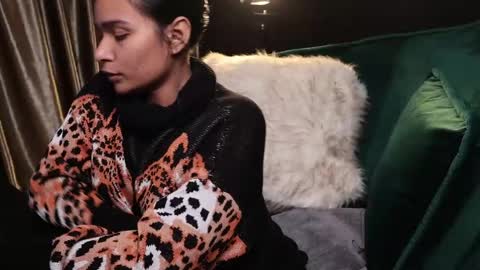 Snapshot of lireesa chatting on 01/17/25, 04:49 Lire online show from 01/17/25, 04:49