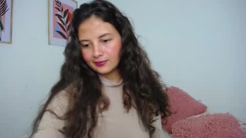 Lily see u on december 2 online show from 02/22/25, 12:27