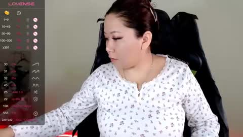 Snapshot of lisa_______ chatting on 07/09/26, 02:48 Lisa Harris online show from 07/09/26, 02:48