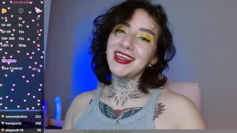 Snapshot of lisa_avila_ chatting on 12/29/24, 02:49 Lisa online show from 12/29/24, 02:49