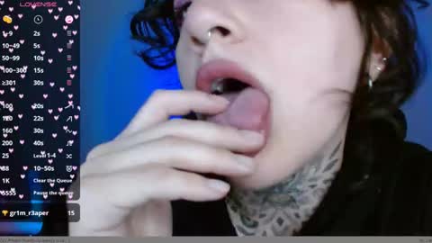 Snapshot of lisa_avila_ chatting on 01/04/25, 01:10 Lisa online show from 01/04/25, 01:10