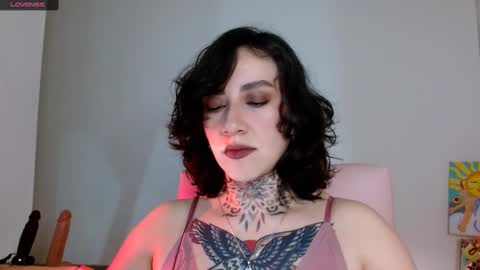 Snapshot of lisa_avila_ chatting on 03/04/25, 02:27 Lisa online show from 03/04/25, 02:27