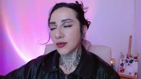 Snapshot of lisa_avila_ chatting on 03/04/26, 01:11 Lisa online show from 03/04/26, 01:11