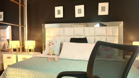 Snapshot of lisa_casper chatting on 01/29/25, 03:15 Lisa online show from 01/29/25, 03:15