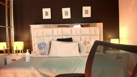 Snapshot of lisa_casper chatting on 01/31/25, 07:40 Lisa online show from 01/31/25, 07:40