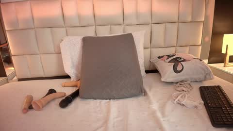 Snapshot of lisa_casper chatting on 02/03/25, 06:28 Lisa online show from 02/03/25, 06:28