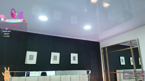 Snapshot of lisa_casper chatting on 10/03/25, 12:35 Lisa online show from 10/03/25, 12:35