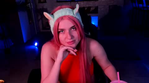 lisa_elfy online show from 02/14/25, 05:19