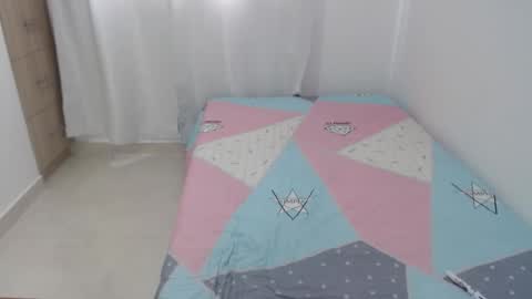 Snapshot of lisa_g07 chatting on 03/06/26, 04:25 Lisa Santos online show from 03/06/26, 04:25