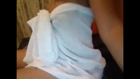 lisa larry online show from 01/19/25, 02:04