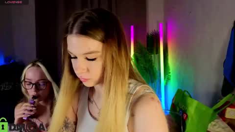 lisa_rabbit online show from 06/15/26, 01:08