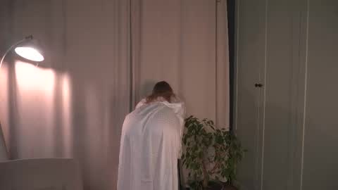 Elisabeth or Lisa online show from 02/02/26, 08:29