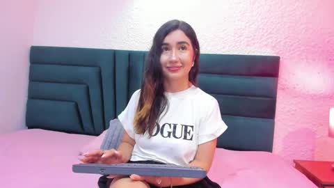 lisa white  online show from 01/10/26, 04:14