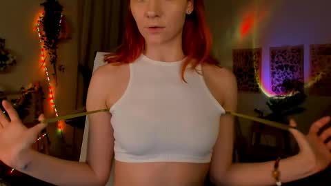 Snapshot of lisaaris chatting on 05/11/26, 04:04 Lisa Aris online show from 05/11/26, 04:04