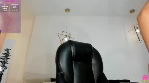 Lisa  Flowers online show from 06/14/26, 11:01