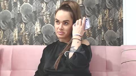 Snapshot of lisagrand chatting on 03/04/25, 01:06 Lisa Grand online show from 03/04/25, 01:06