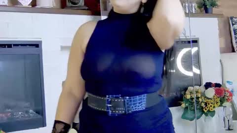 SofiaHanson online show from 12/12/24, 07:48