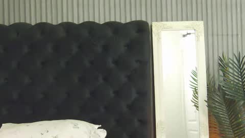 SofiaHanson online show from 10/19/25, 05:24