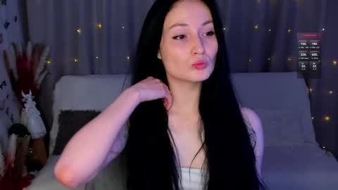 Snapshot of lisamooore chatting on 03/06/25, 03:56 Lisa Moore online show from 03/06/25, 03:56