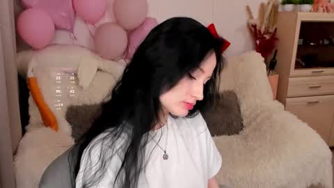 Snapshot of lisamooore chatting on 02/21/26, 11:06 Lisa Moore online show from 02/21/26, 11:06