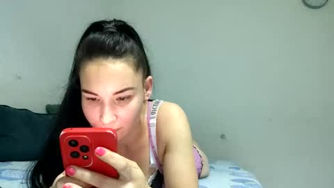 Snapshot of lisanovac chatting on 11/11/25, 09:04 Lisa online show from 11/11/25, 09:04