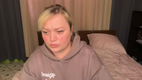 Snapshot of lisawilliamsss chatting on 03/24/26, 09:36 Lisa online show from 03/24/26, 09:36