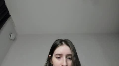 Lisa online show from 01/04/25, 11:59