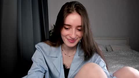 Snapshot of lisawoo chatting on 02/12/25, 10:48 Lisa online show from 02/12/25, 10:48