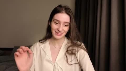 Snapshot of lisawoo chatting on 04/02/26, 10:51 Lisa online show from 04/02/26, 10:51