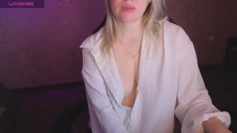 Snapshot of lisenok26 chatting on 05/19/26, 02:07 Anna online show from 05/19/26, 02:07