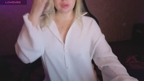 Snapshot of lisenok26 chatting on 06/15/26, 01:30 Anna online show from 06/15/26, 01:30