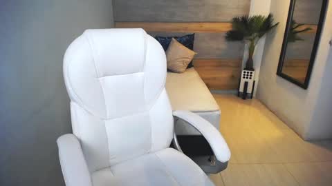 Snapshot of liseth_fox chatting on 12/10/24, 08:05 Liseth Fox online show from 12/10/24, 08:05