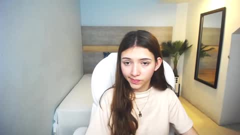 Snapshot of liseth_fox chatting on 12/12/24, 07:04 Liseth Fox online show from 12/12/24, 07:04