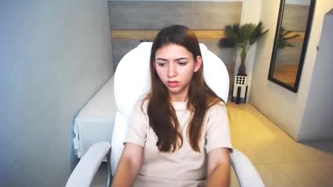 Snapshot of liseth_fox chatting on 12/12/24, 10:09 Liseth Fox online show from 12/12/24, 10:09