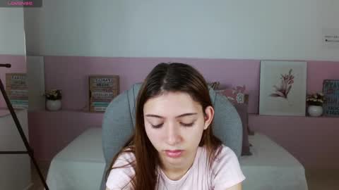 Snapshot of liseth_fox chatting on 12/14/24, 12:55 Liseth Fox online show from 12/14/24, 12:55