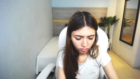 Snapshot of liseth_fox chatting on 12/16/24, 12:49 Liseth Fox online show from 12/16/24, 12:49