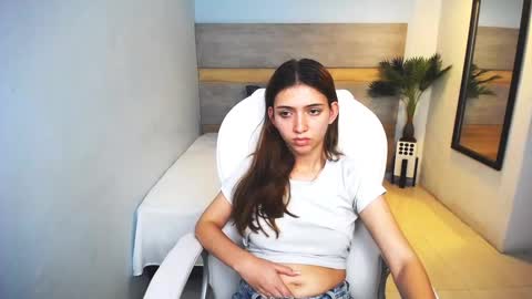 Snapshot of liseth_fox chatting on 12/16/24, 03:54 Liseth Fox online show from 12/16/24, 03:54