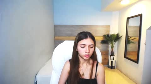 Snapshot of liseth_fox chatting on 12/19/24, 07:40 Liseth Fox online show from 12/19/24, 07:40