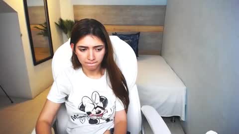 Snapshot of liseth_fox chatting on 12/20/24, 10:22 Liseth Fox online show from 12/20/24, 10:22