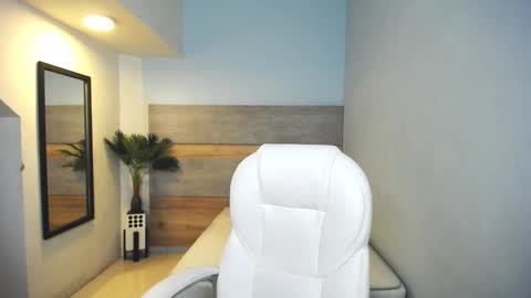 Snapshot of liseth_fox chatting on 01/14/25, 07:32 Liseth Fox online show from 01/14/25, 07:32