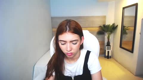 Snapshot of liseth_fox chatting on 01/17/25, 10:56 Liseth Fox online show from 01/17/25, 10:56