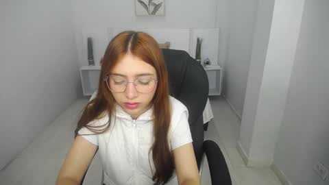 Snapshot of liseth_fox chatting on 01/23/25, 12:52 Liseth Fox online show from 01/23/25, 12:52