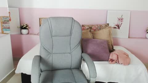 Snapshot of liseth_fox chatting on 01/25/25, 07:28 Liseth Fox online show from 01/25/25, 07:28