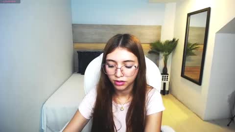 Snapshot of liseth_fox chatting on 02/26/25, 08:33 Liseth Fox online show from 02/26/25, 08:33