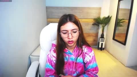 Snapshot of liseth_fox chatting on 03/01/25, 11:39 Liseth Fox online show from 03/01/25, 11:39