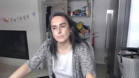 Snapshot of lisettelaroche chatting on 12/03/25, 01:13 Lisette LaRoche online show from 12/03/25, 01:13