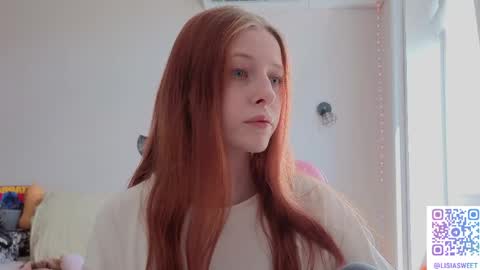 Snapshot of lisiasweet chatting on 04/27/26, 07:28 Lika online show from 04/27/26, 07:28