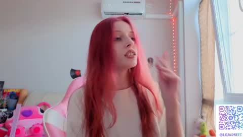 Snapshot of lisiasweet chatting on 06/30/26, 02:07 Lika online show from 06/30/26, 02:07